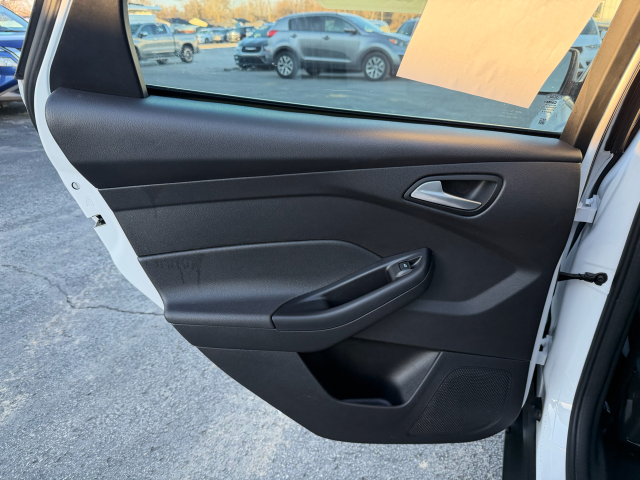 Ford Focus 5dr HB SE 2012