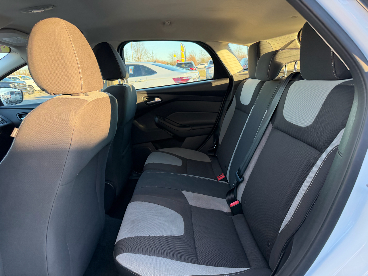 Ford Focus 5dr HB SE 2012