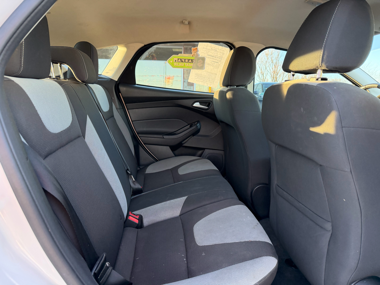 Ford Focus 5dr HB SE 2012