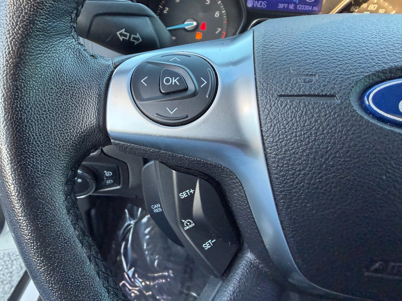 Ford Focus 5dr HB SE 2012