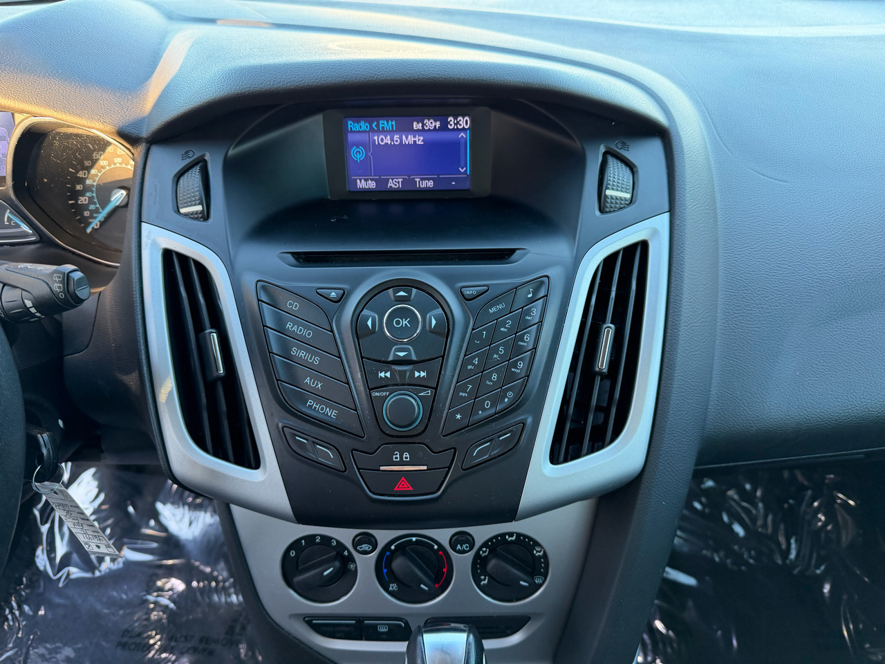 Ford Focus 5dr HB SE 2012