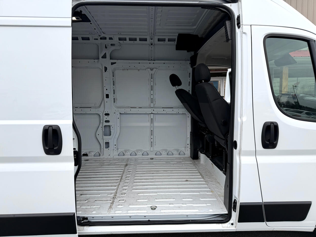 RAM ProMaster Cargo Van Tradesman 2500 High Roof 159" WB w/Pass Seat 2024