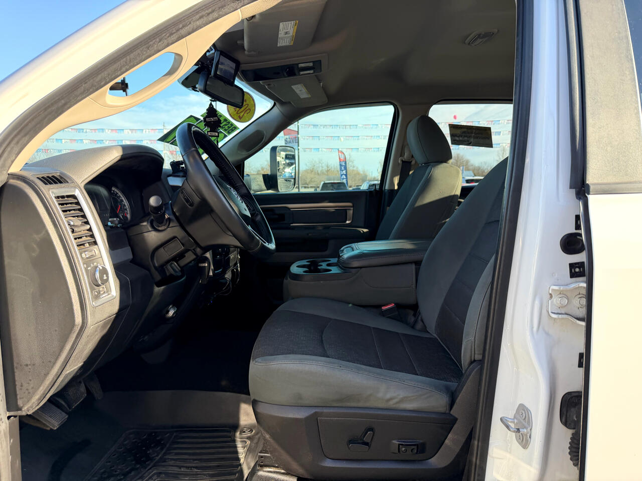 RAM 1500 2WD Quad Cab 140.5" Big Horn 2016