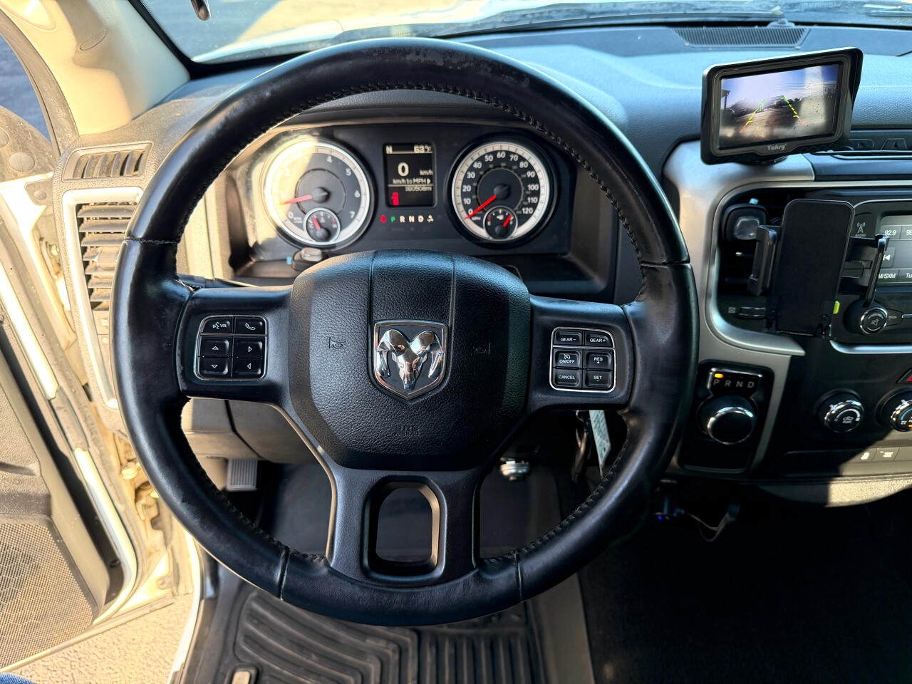 RAM 1500 2WD Quad Cab 140.5" Big Horn 2016