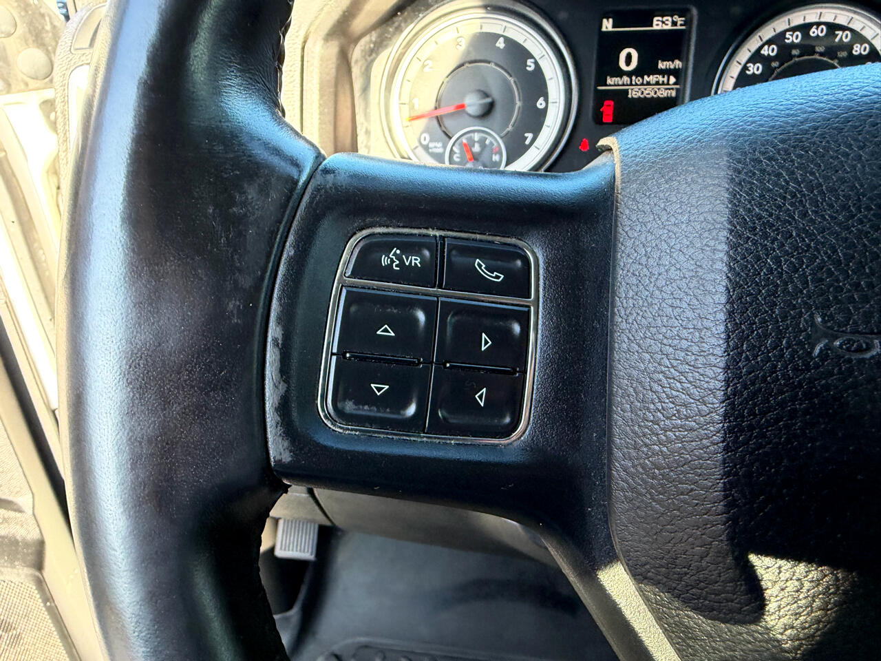 RAM 1500 2WD Quad Cab 140.5" Big Horn 2016