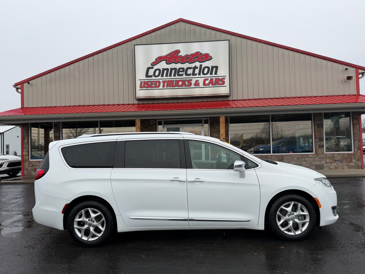 Chrysler Pacifica Limited FWD 2020