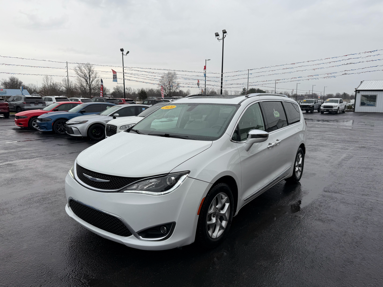 Chrysler Pacifica Limited FWD 2020