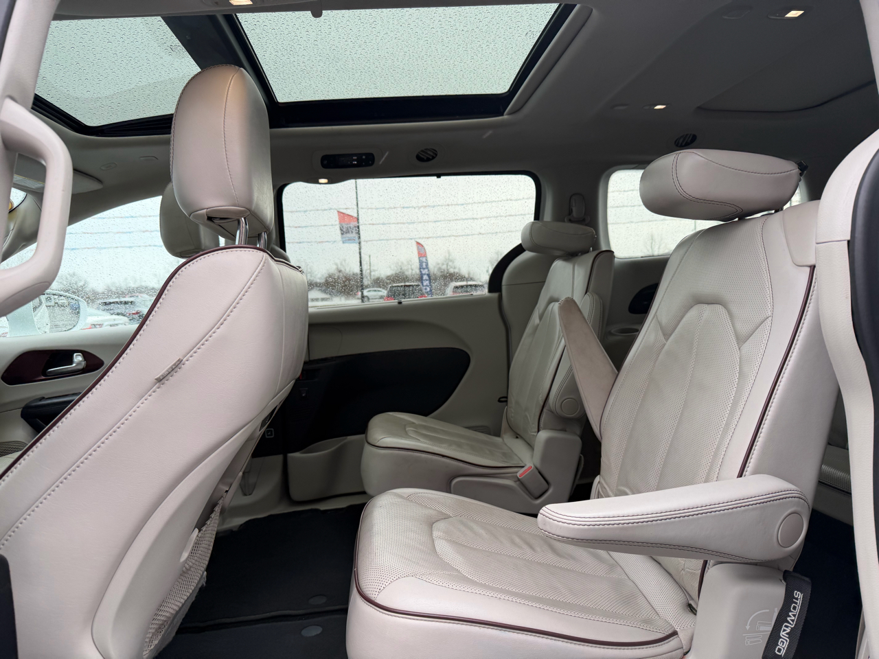 Chrysler Pacifica Limited FWD 2020