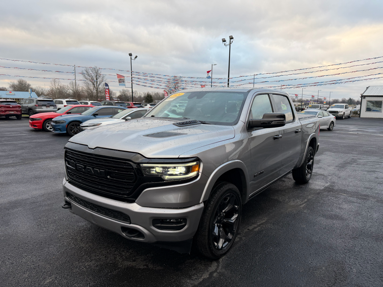 RAM 1500 Limited 4x4 Crew Cab 5'7" Box 2024