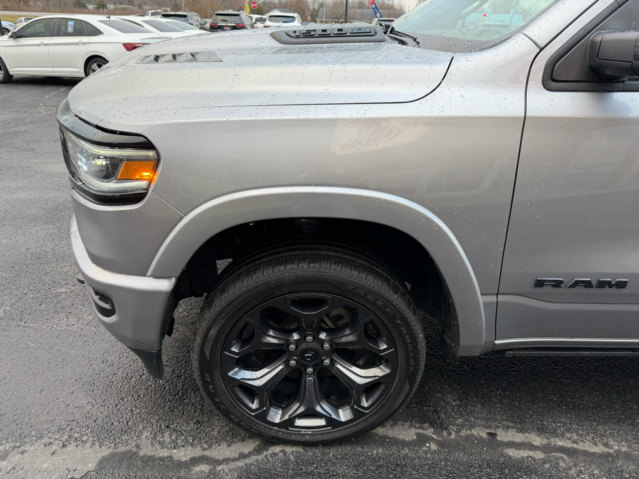 RAM 1500 Limited 4x4 Crew Cab 5'7" Box 2024