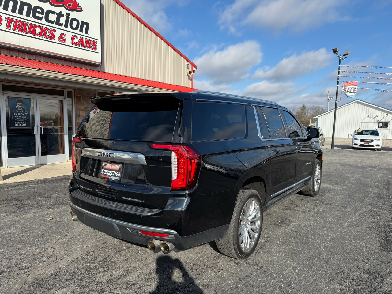 GMC Yukon XL 4WD 4dr Denali 2023