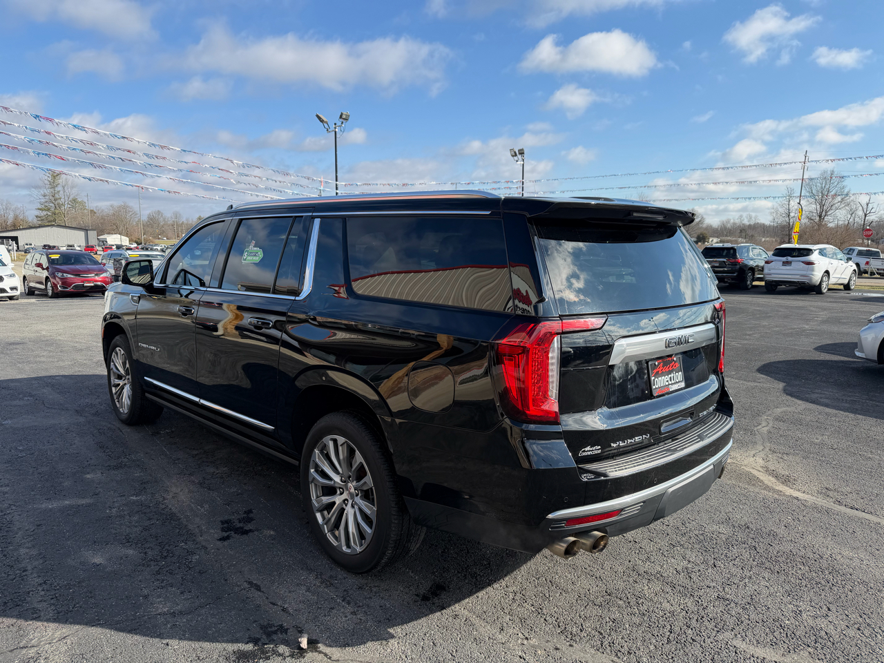 GMC Yukon XL 4WD 4dr Denali 2023
