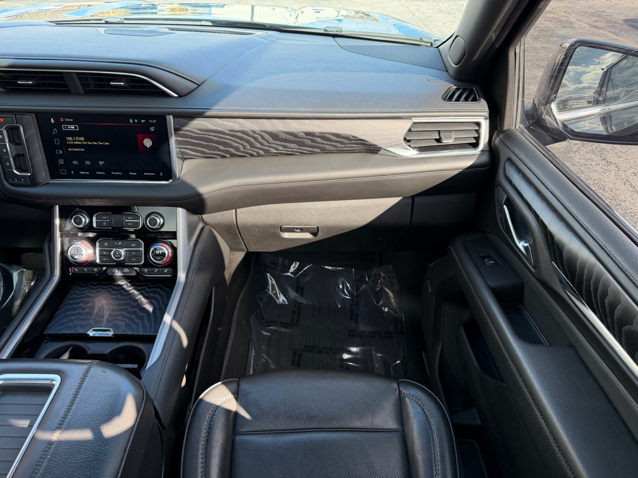 GMC Yukon XL 4WD 4dr Denali 2023