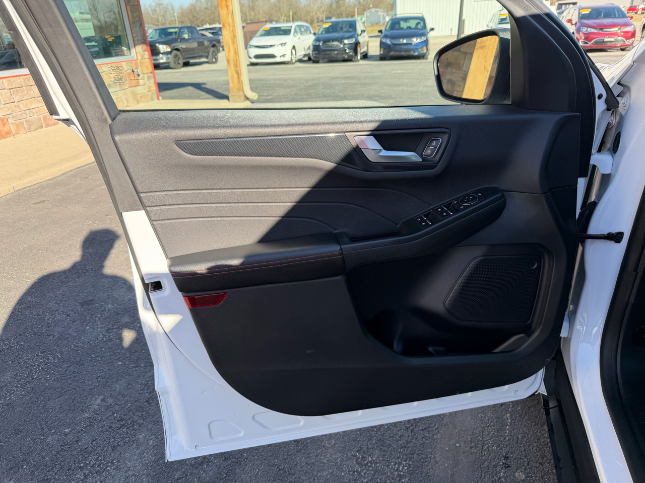 Ford Escape ST-Line AWD 2023