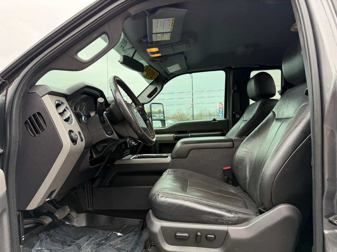 Ford Super Duty F-350 SRW 4WD SuperCab 158" Lariat 2014