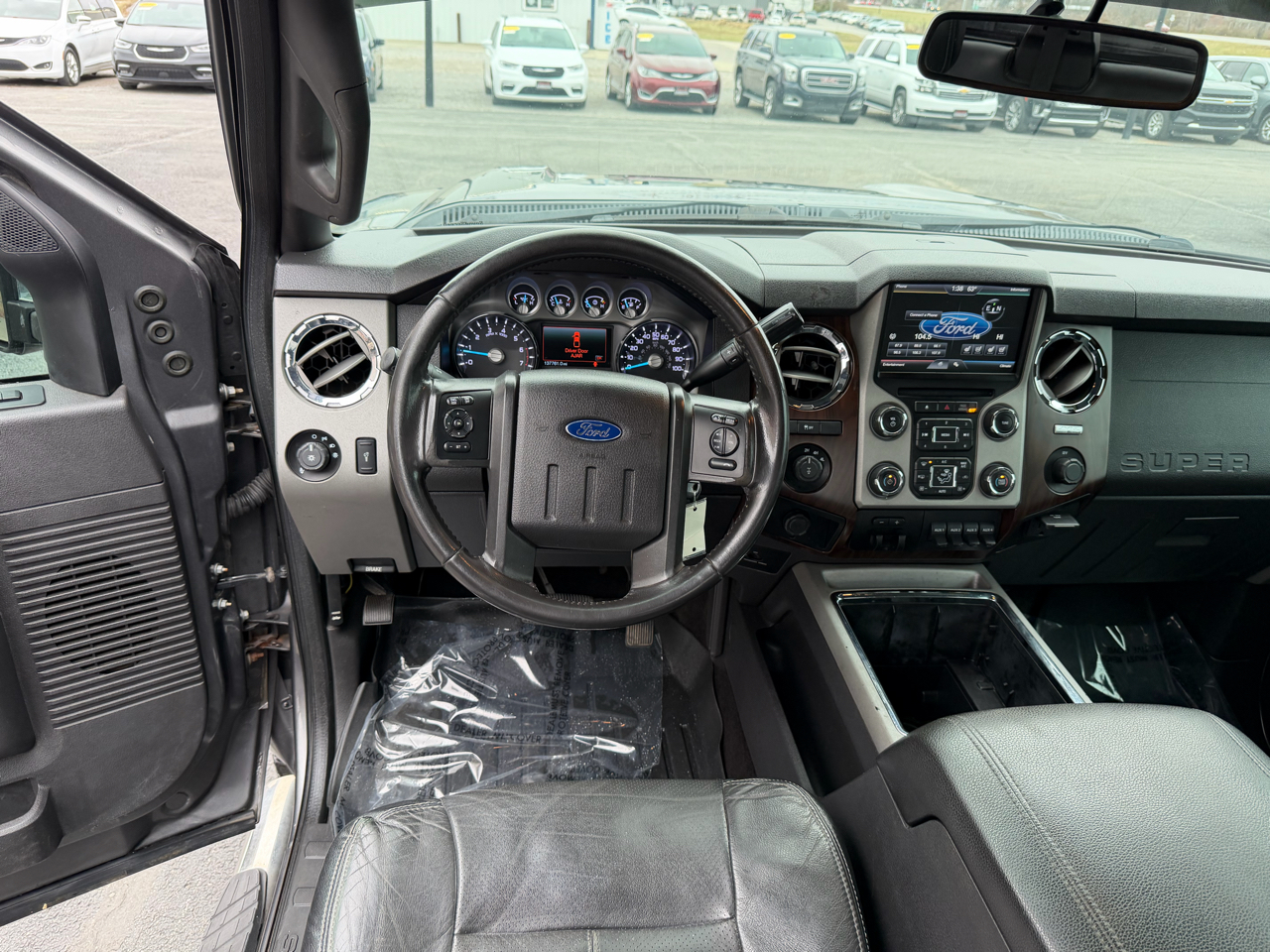 Ford Super Duty F-350 SRW 4WD SuperCab 158" Lariat 2014