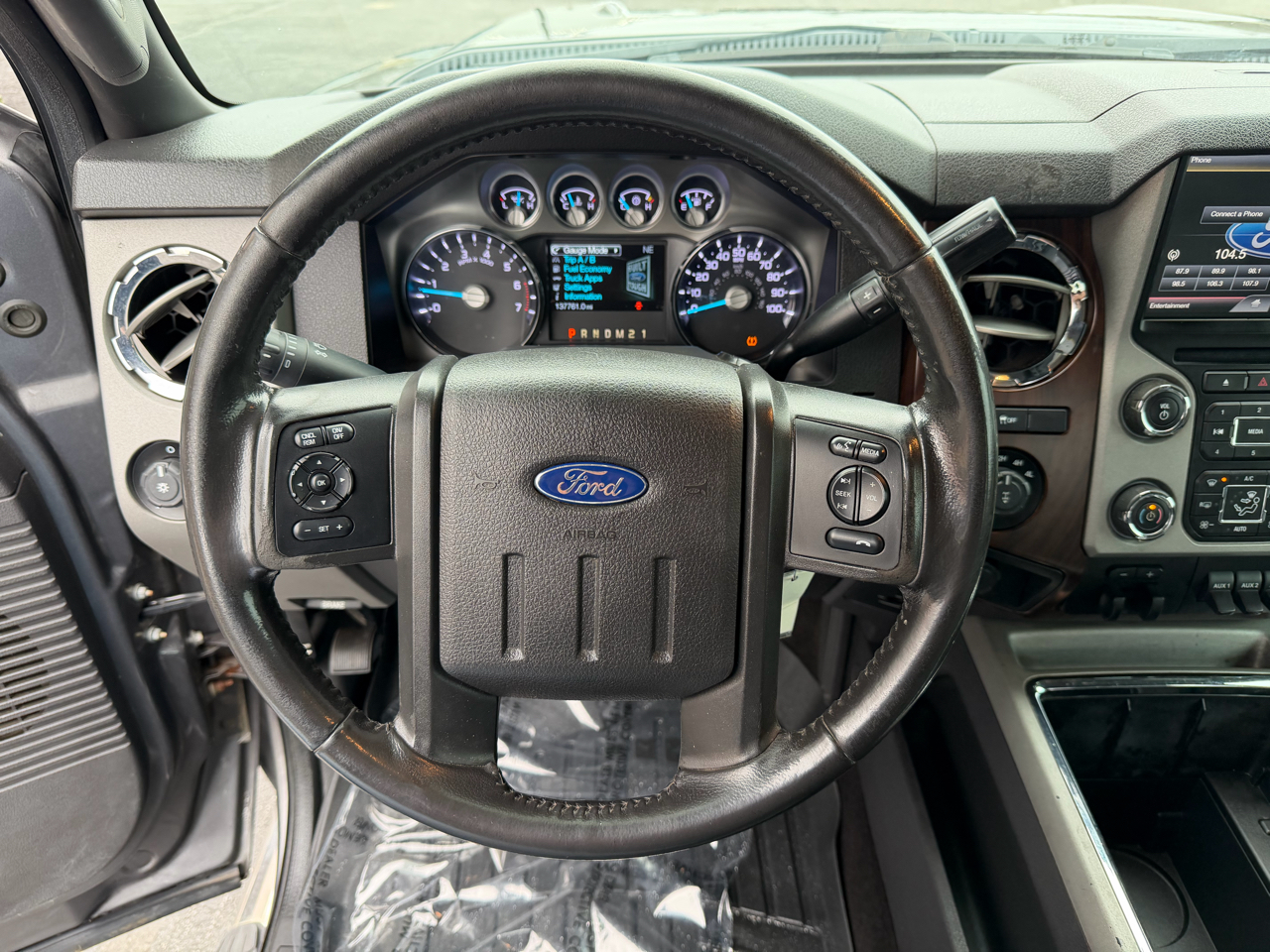 Ford Super Duty F-350 SRW 4WD SuperCab 158" Lariat 2014