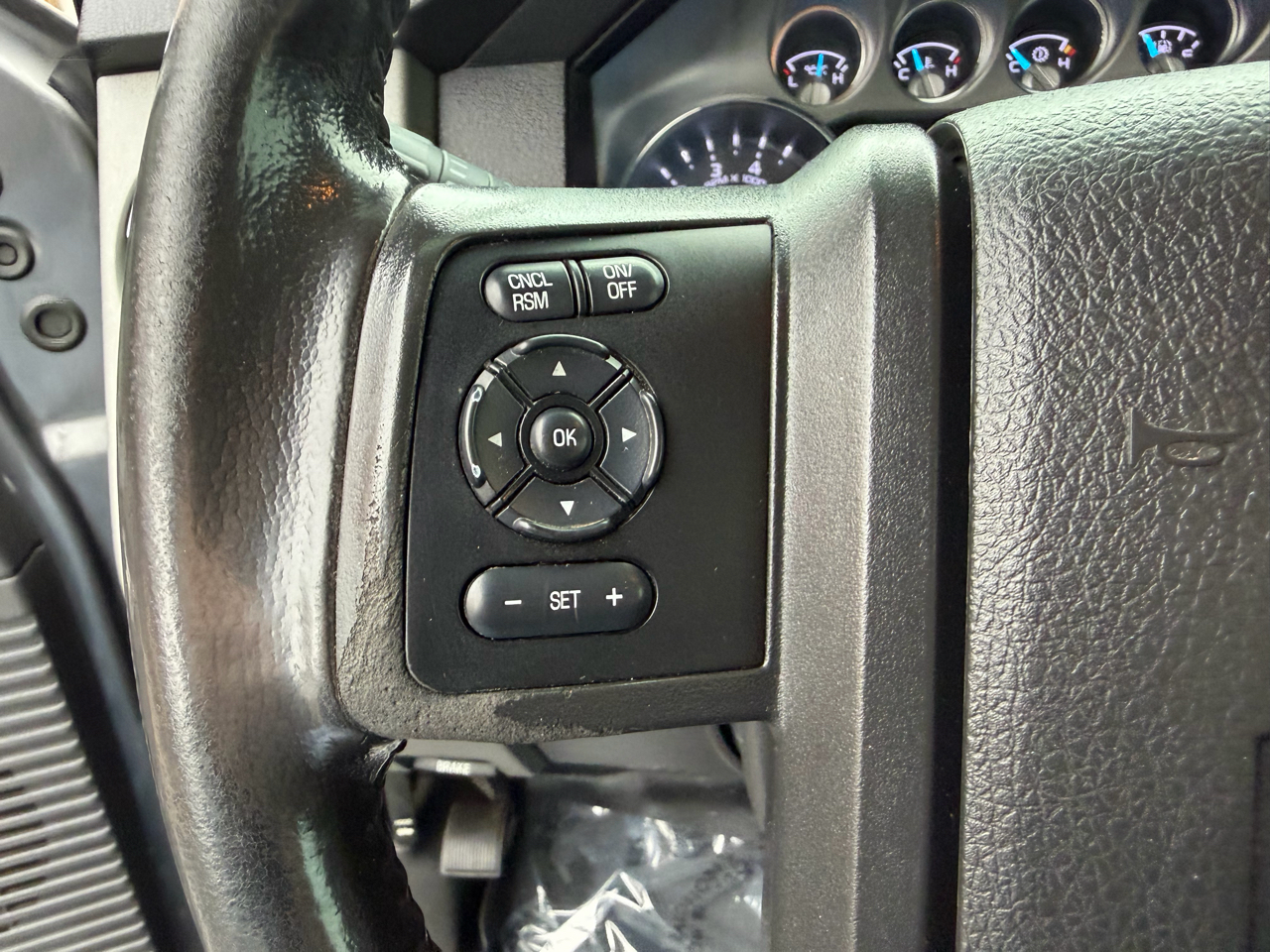 Ford Super Duty F-350 SRW 4WD SuperCab 158" Lariat 2014