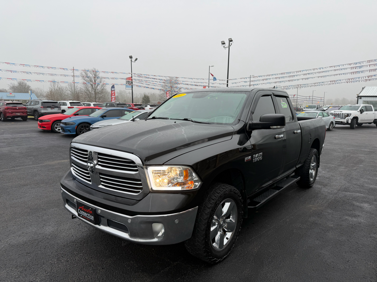 RAM 1500 Big Horn 4x4 Quad Cab 6'4" Box 2017