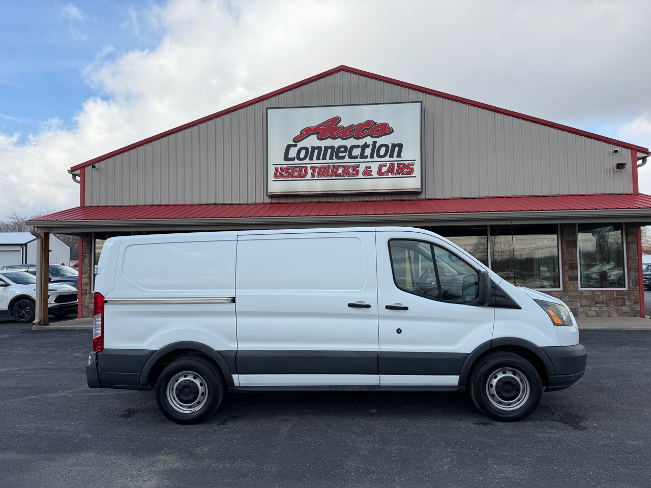 Ford Transit Cargo Van T-150 130" Low Rf 8600 GVWR Sliding RH Dr 2016