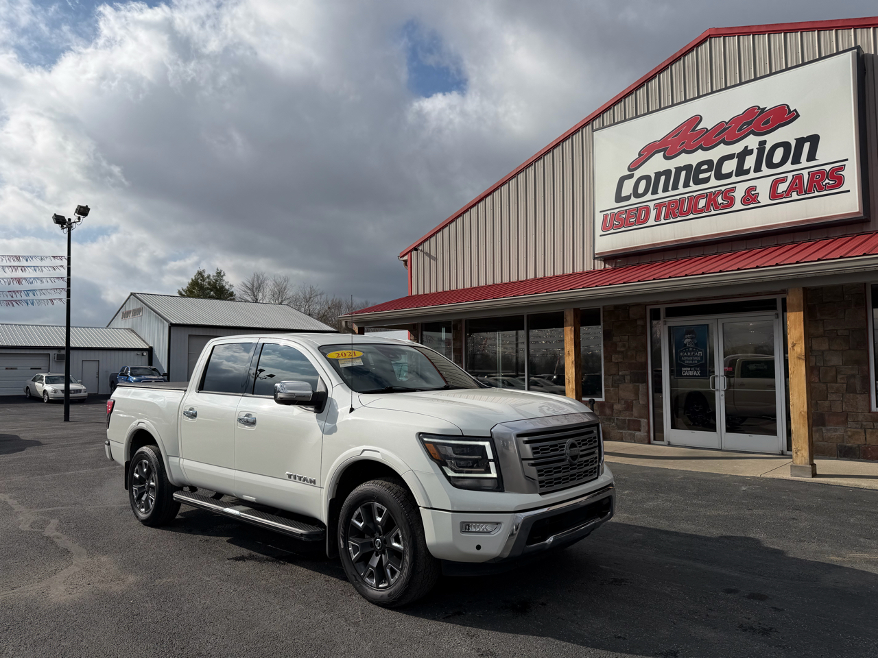 Nissan Titan 4x4 Crew Cab Platinum Reserve 2021