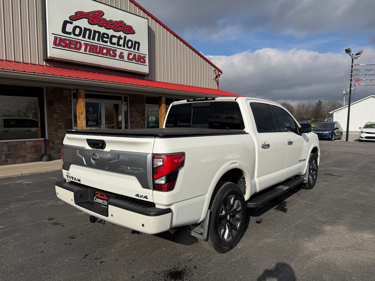 Nissan Titan 4x4 Crew Cab Platinum Reserve 2021