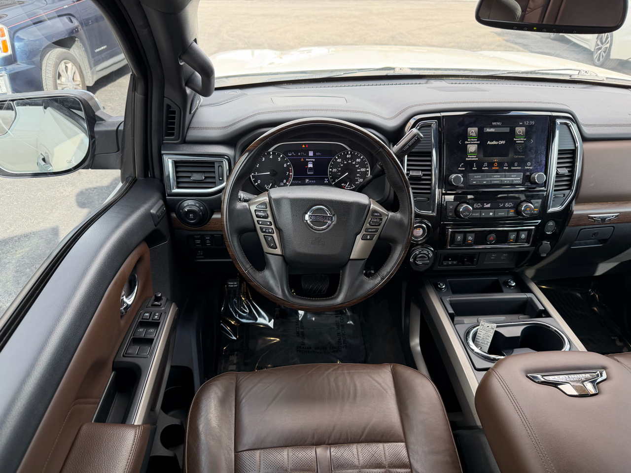 Nissan Titan 4x4 Crew Cab Platinum Reserve 2021