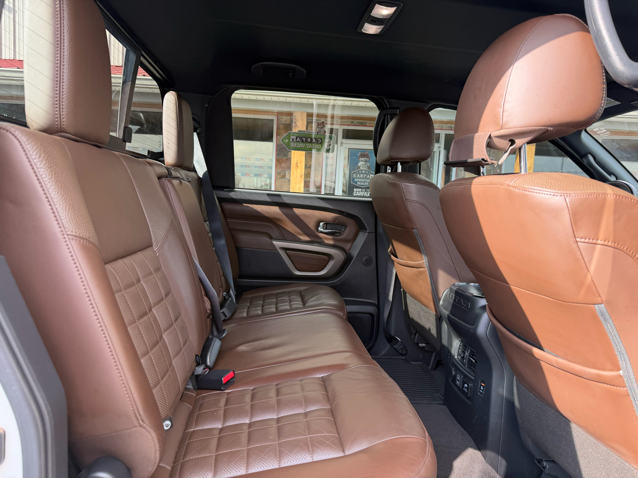 Nissan Titan 4x4 Crew Cab Platinum Reserve 2021