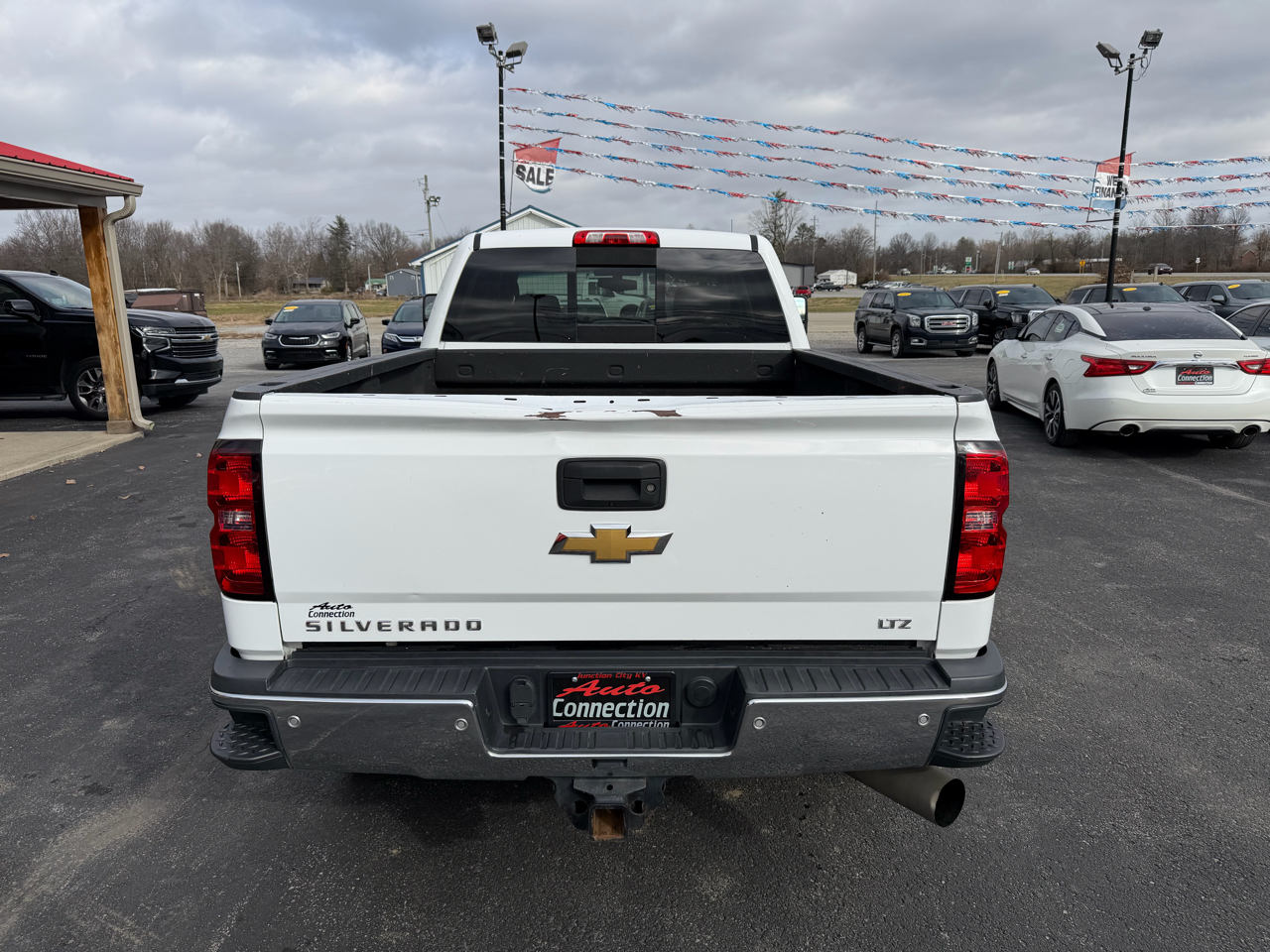 Chevrolet Silverado 3500HD Built After Aug 14 4WD Crew Cab 153.7" LTZ 2015
