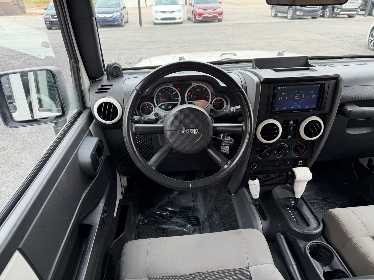 Jeep Wrangler Unlimited 4WD 4dr Sport 2010