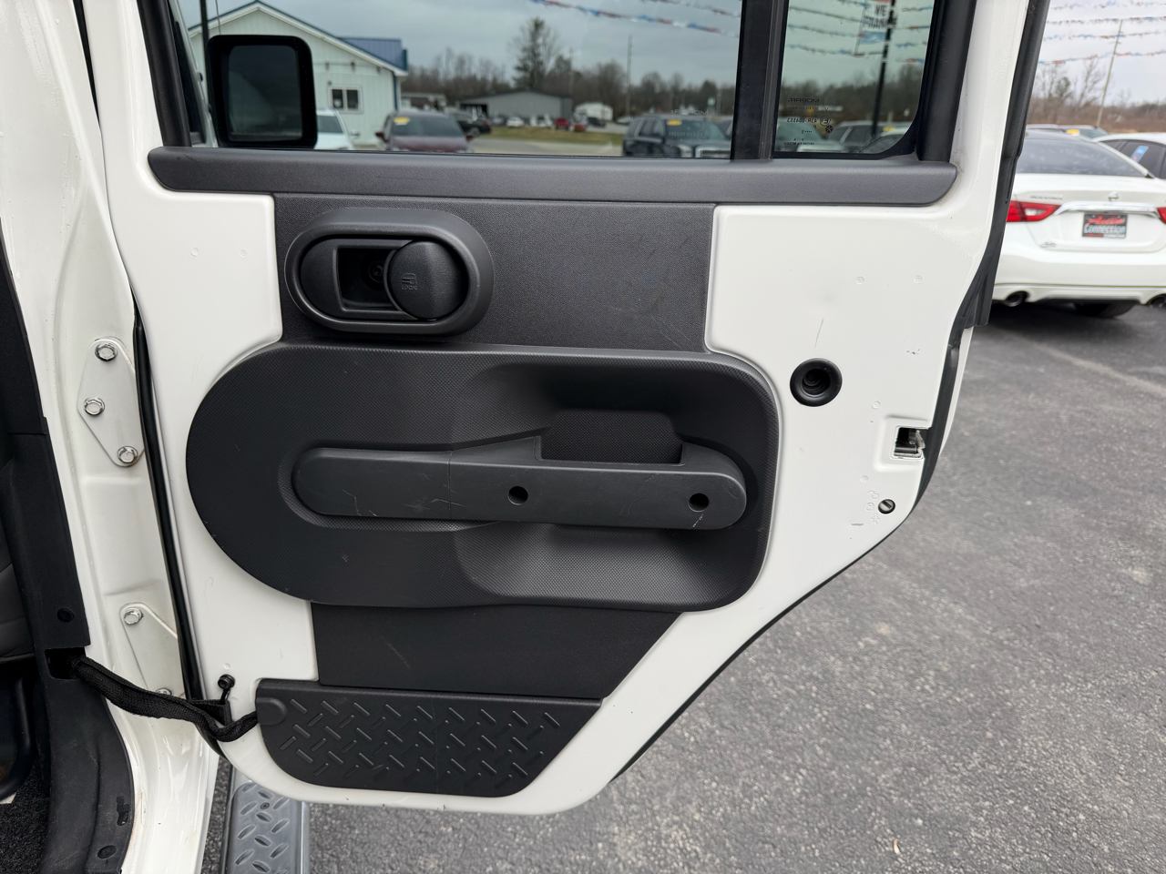 Jeep Wrangler Unlimited 4WD 4dr Sport 2010