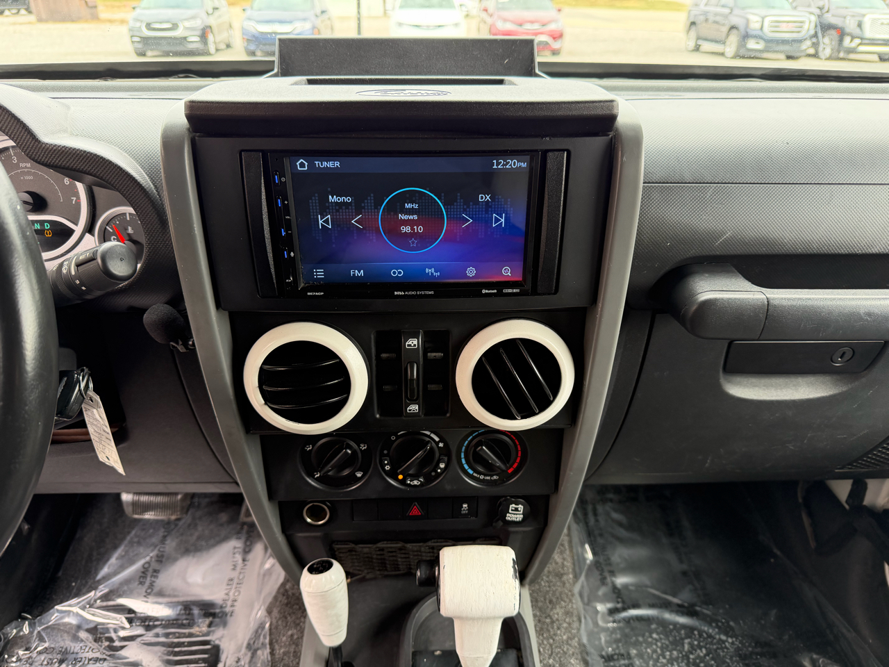 Jeep Wrangler Unlimited 4WD 4dr Sport 2010