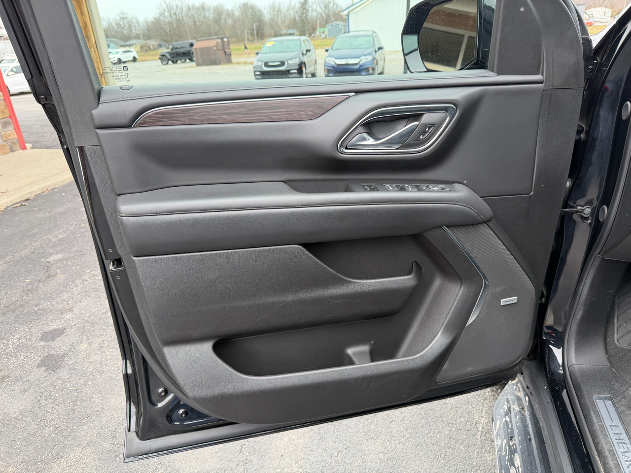 Chevrolet Tahoe 4WD 4dr LT 2024