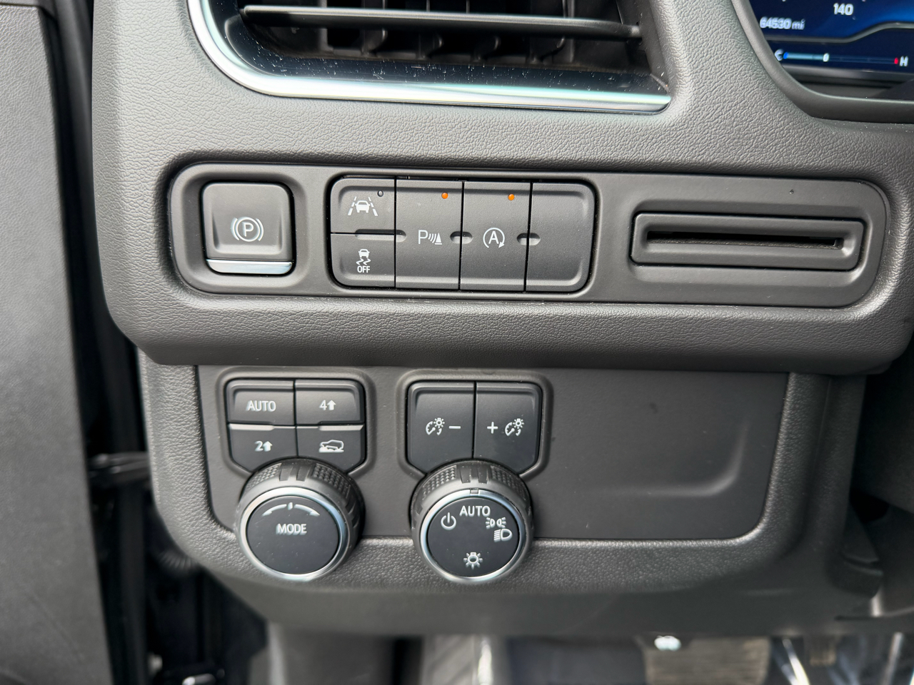 Chevrolet Tahoe 4WD 4dr LT 2024