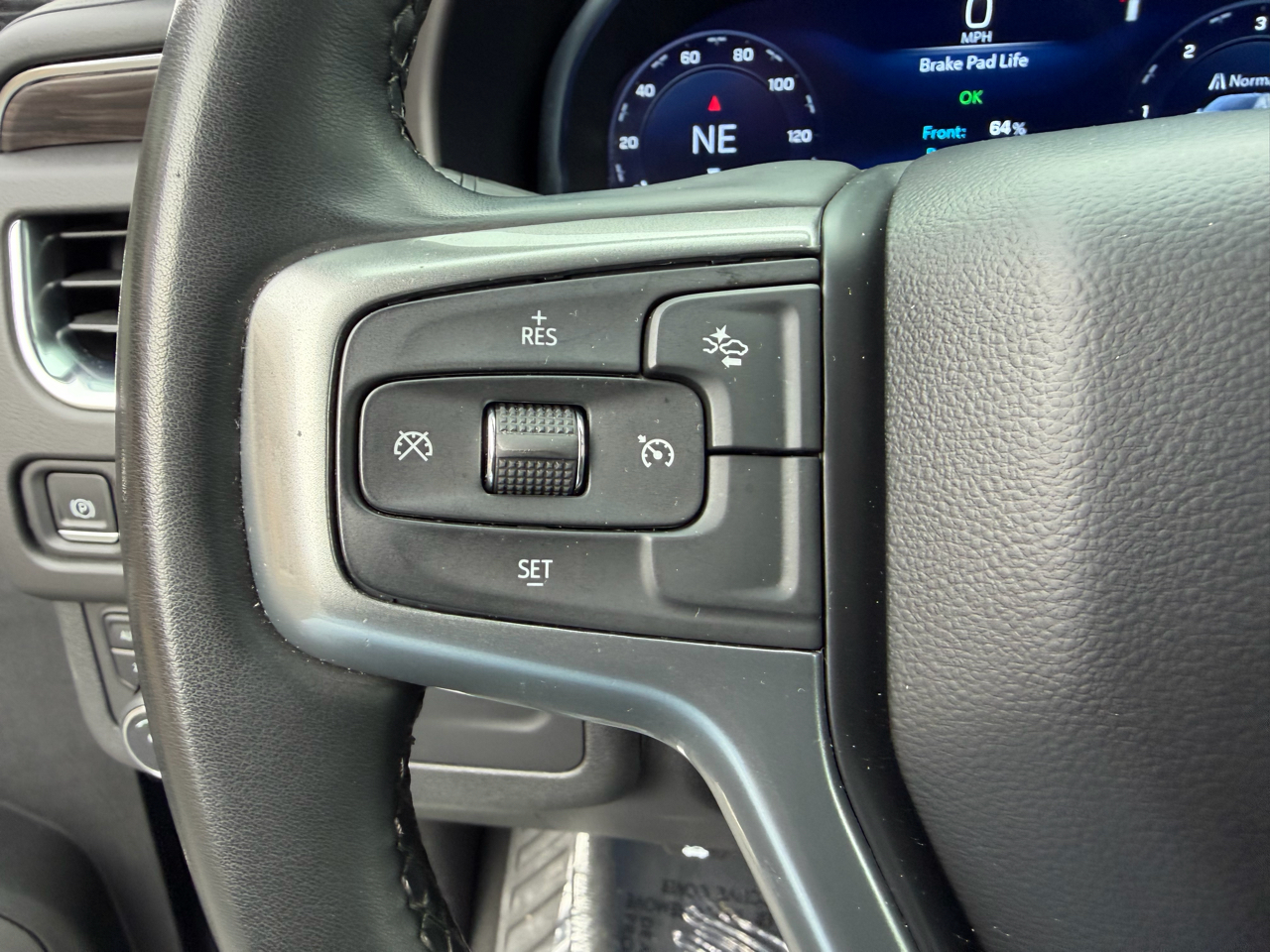 Chevrolet Tahoe 4WD 4dr LT 2024