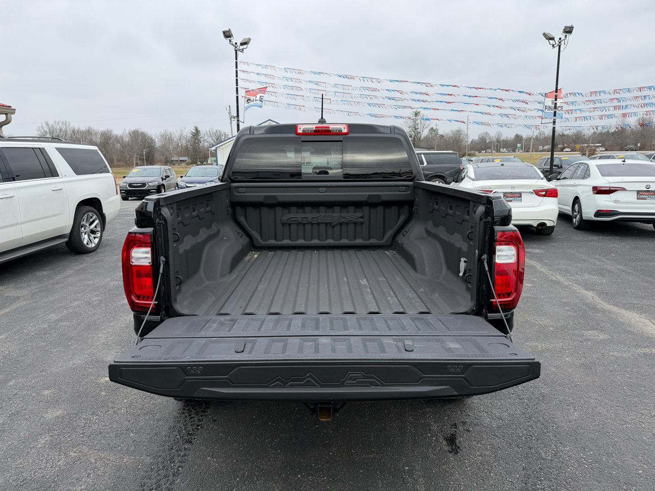 GMC Canyon 4WD Crew Cab AT4X 2023
