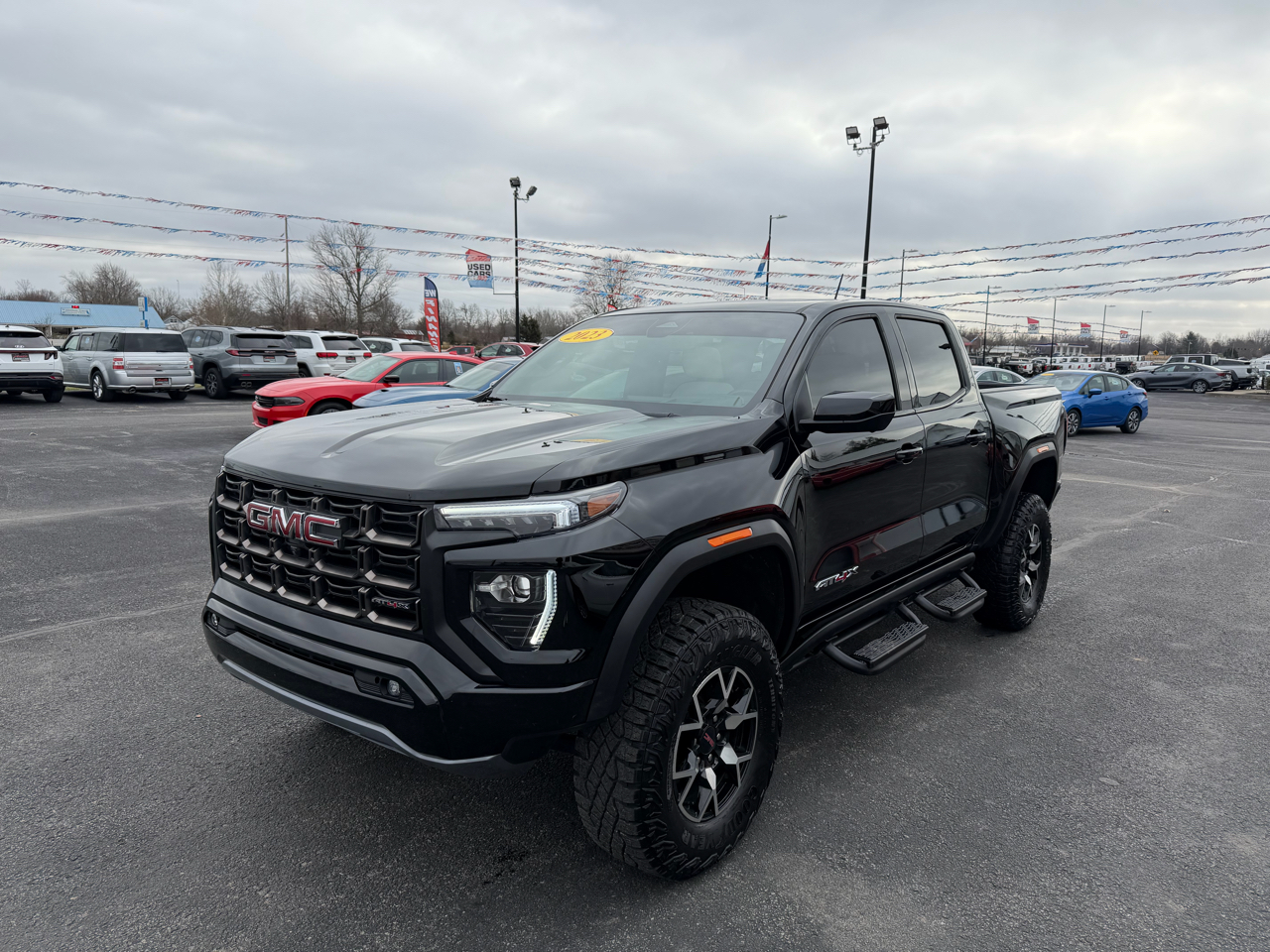 GMC Canyon 4WD Crew Cab AT4X 2023