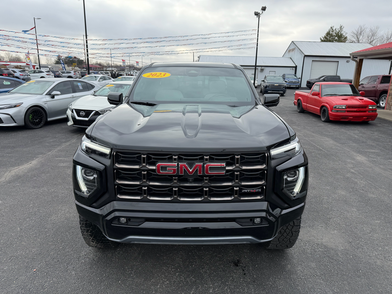 GMC Canyon 4WD Crew Cab AT4X 2023