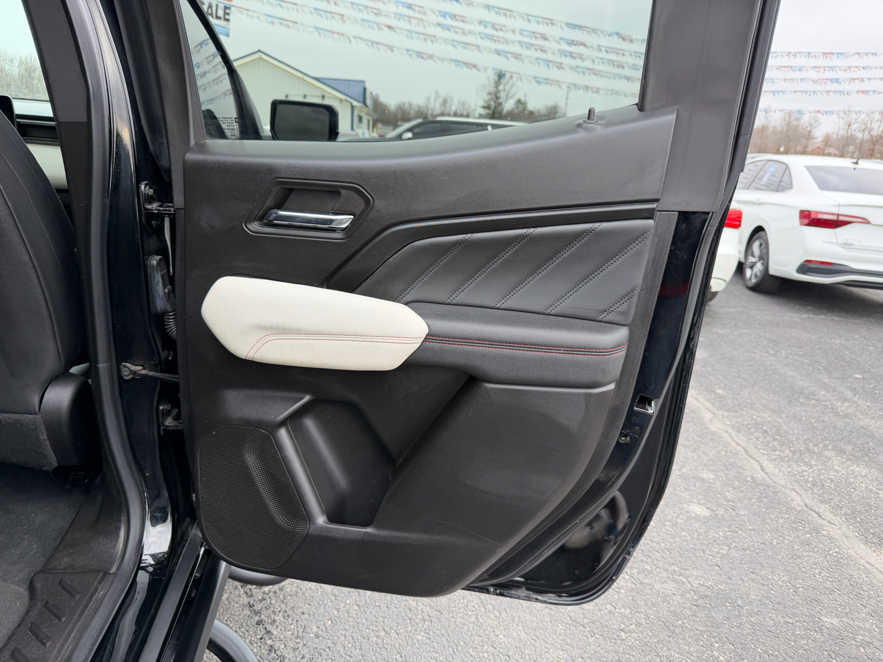 GMC Canyon 4WD Crew Cab AT4X 2023