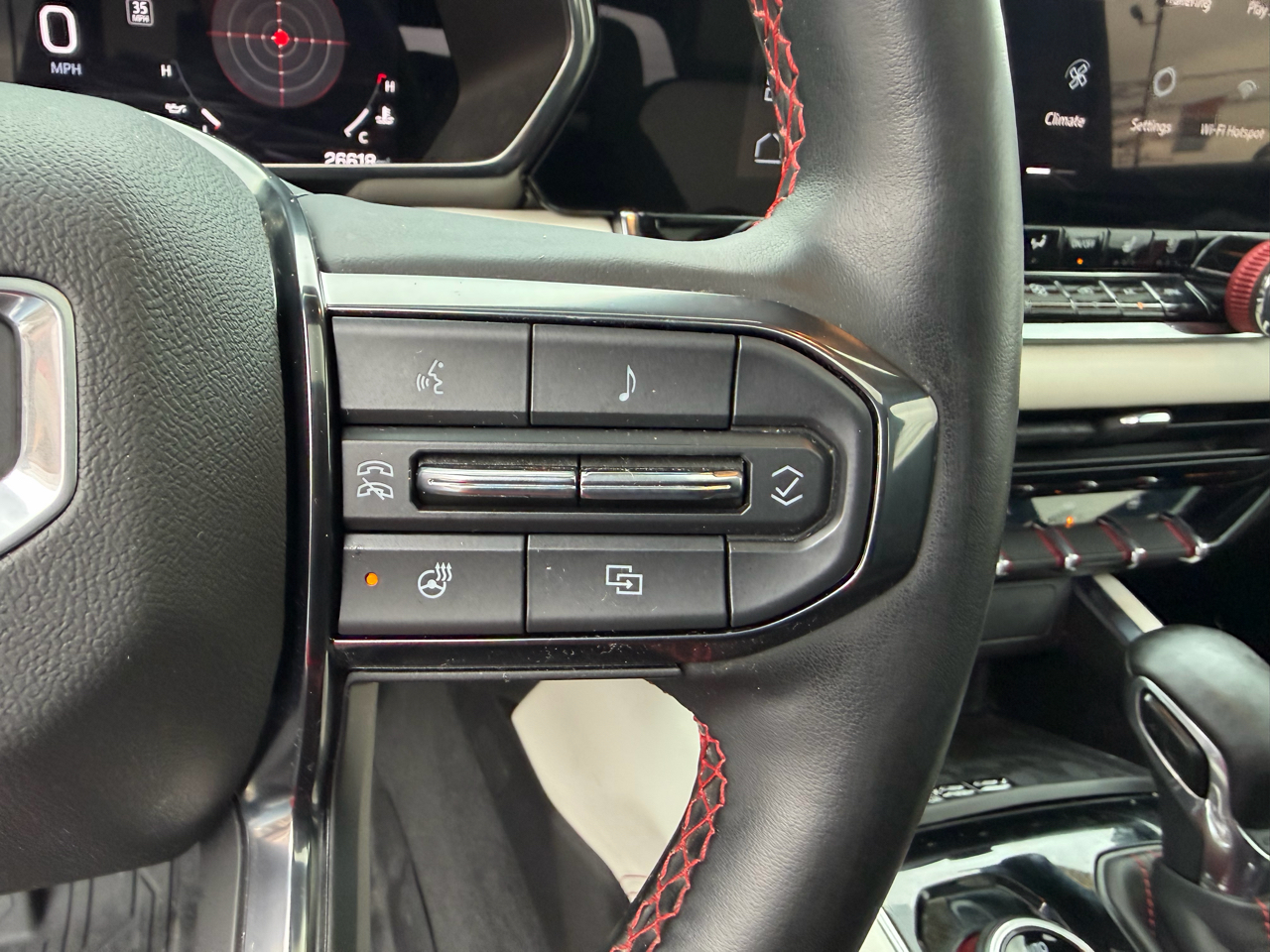 GMC Canyon 4WD Crew Cab AT4X 2023