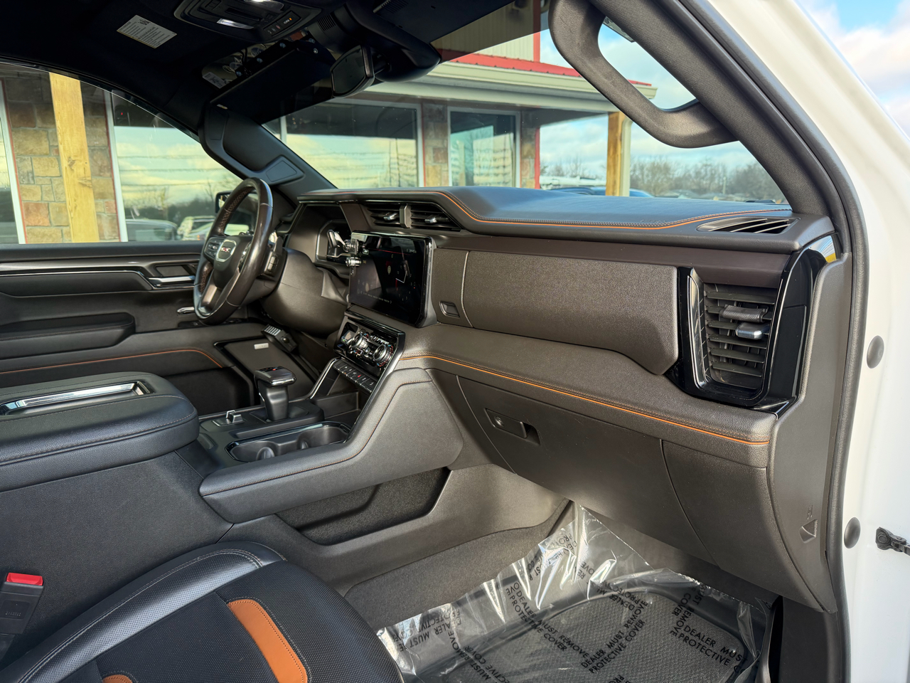 GMC Sierra 1500 4WD Crew Cab 147" AT4 2022