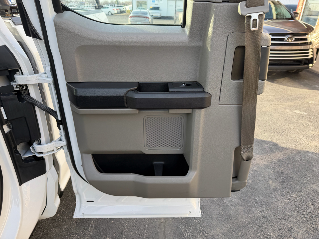 Ford F-150 4WD SuperCab 145" XL 2020