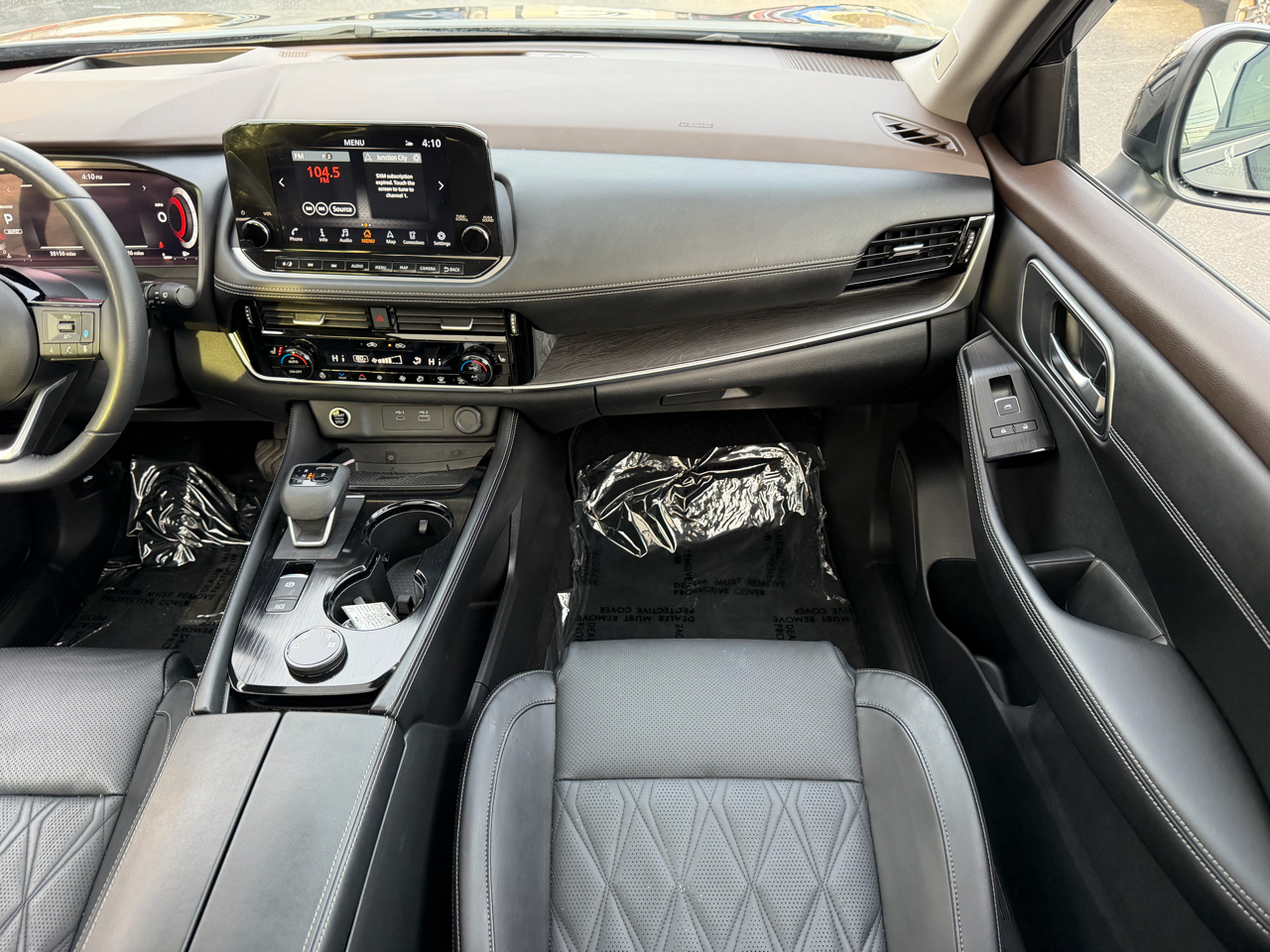 Nissan Rogue AWD Platinum 2023