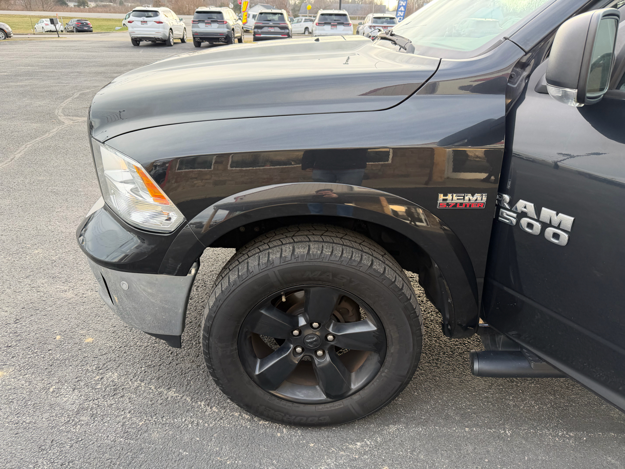 RAM 1500 4WD Crew Cab 149" Outdoorsman 2016