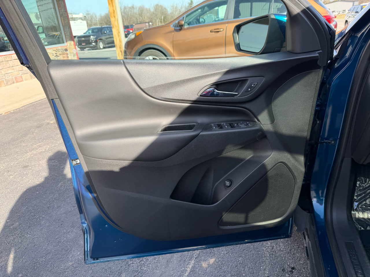 Chevrolet Equinox FWD 4dr LT w/2LT 2020