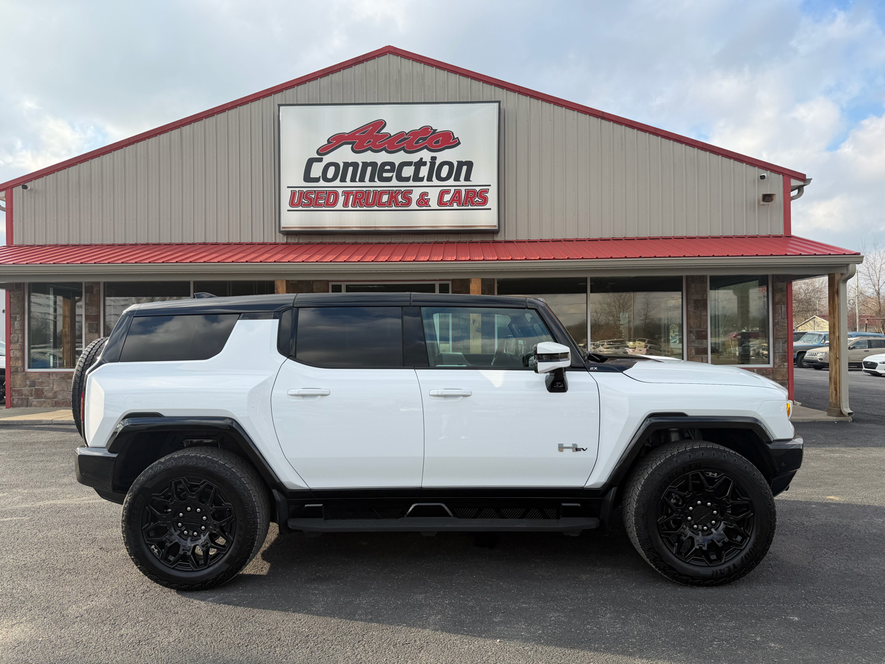 GMC HUMMER EV SUV e4WD 4dr 2X 2025