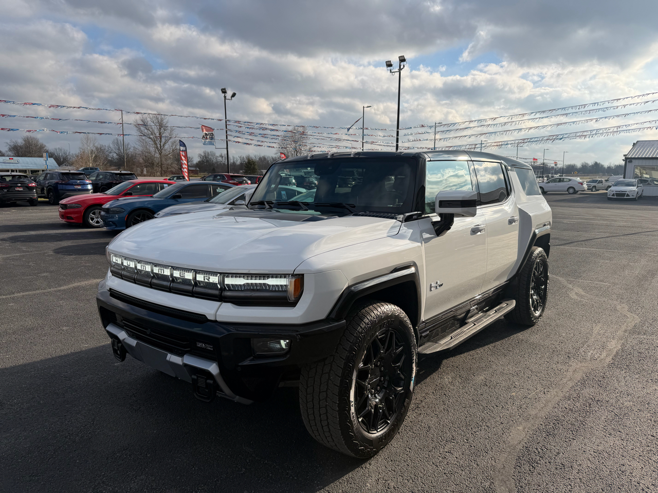 GMC HUMMER EV SUV e4WD 4dr 2X 2025