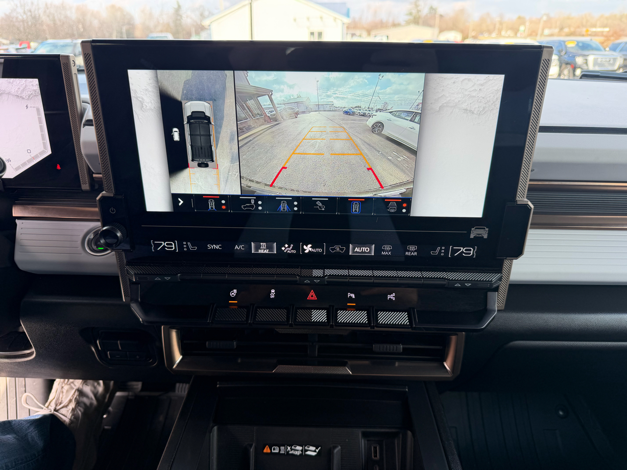 GMC HUMMER EV SUV e4WD 4dr 2X 2025