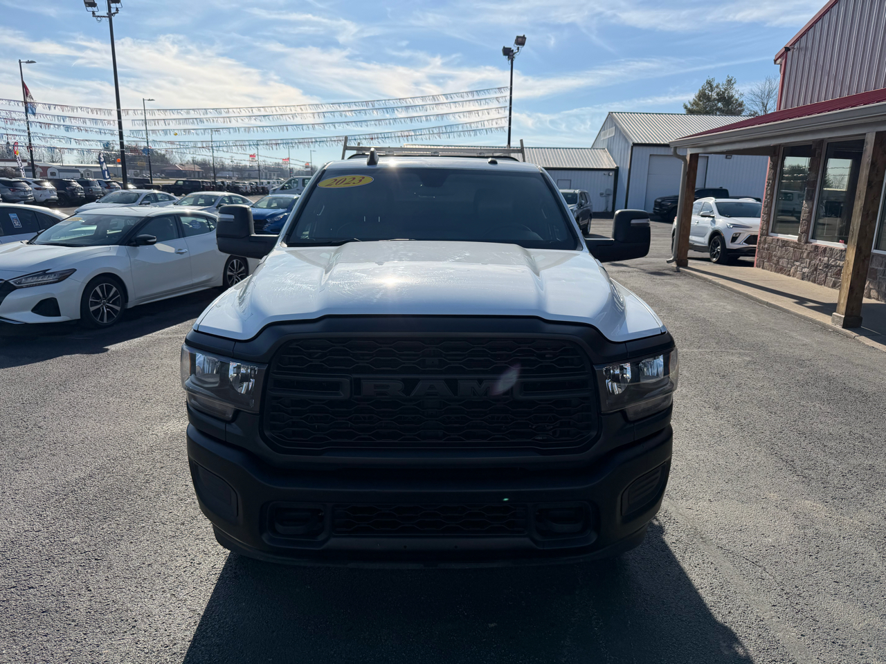 RAM 3500 Tradesman 4x4 Crew Cab 8' Box 2023