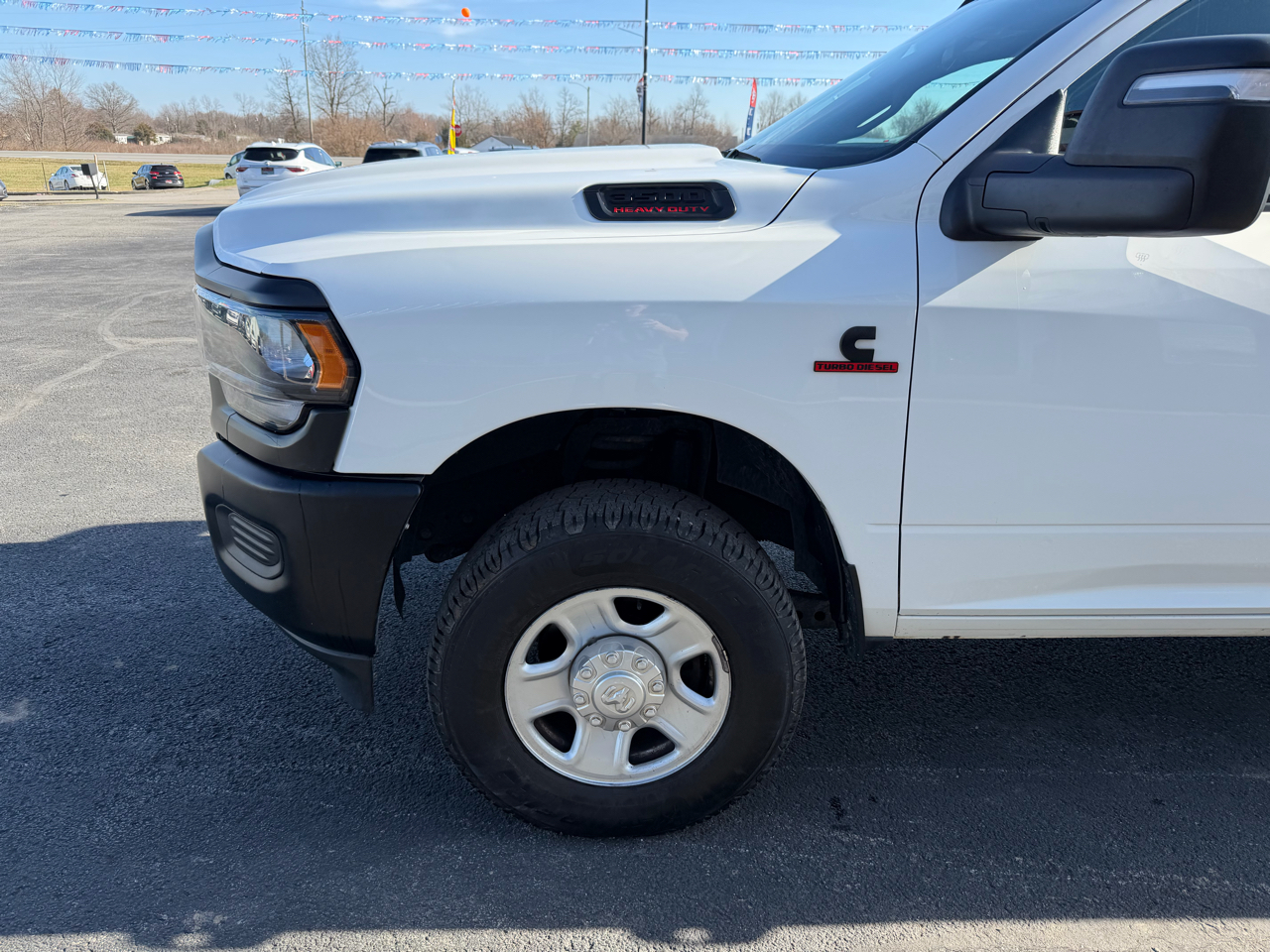 RAM 3500 Tradesman 4x4 Crew Cab 8' Box 2023